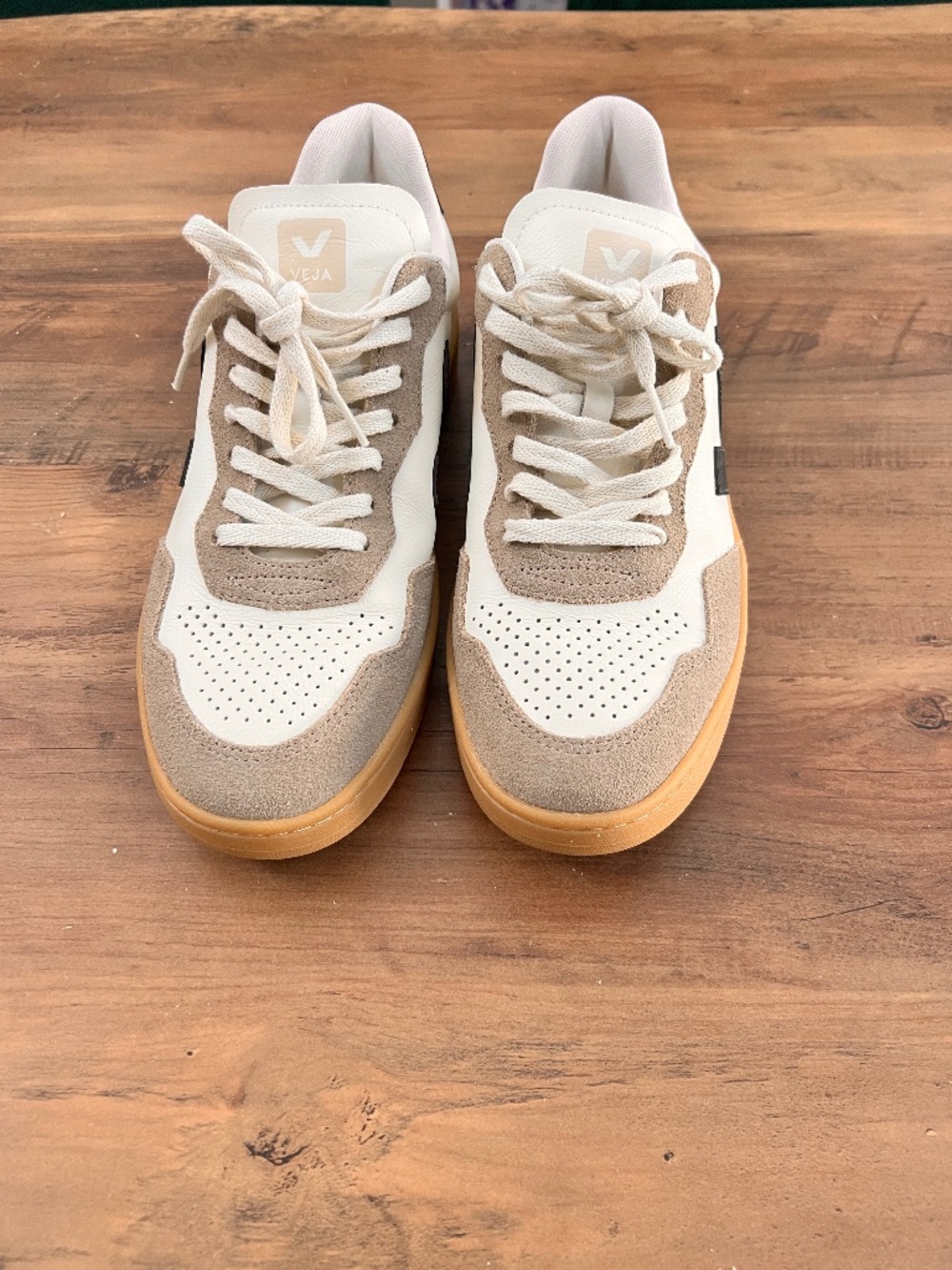 VEJA V.9O LEATHER PURE BLACK NATURAL SIZE US9